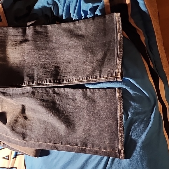 Armani Jeans - Picture 4 of 4